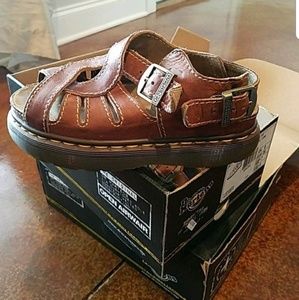 Dr. Martens  Sandal